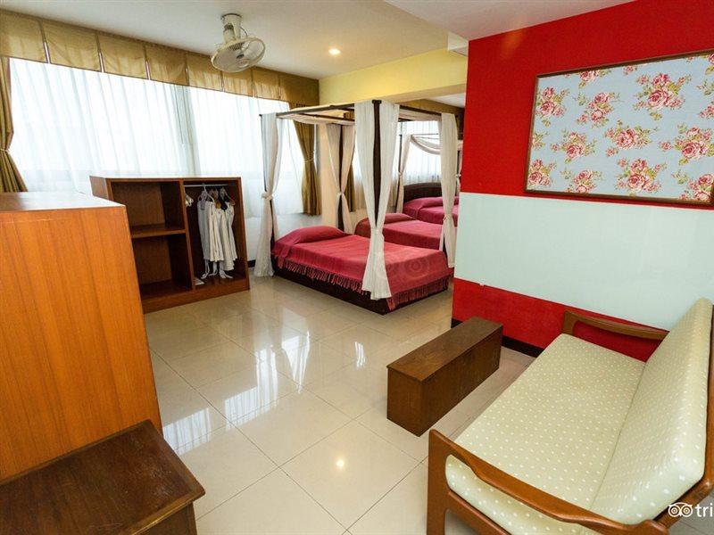 The Best Bangkok House Hotel Екстериор снимка